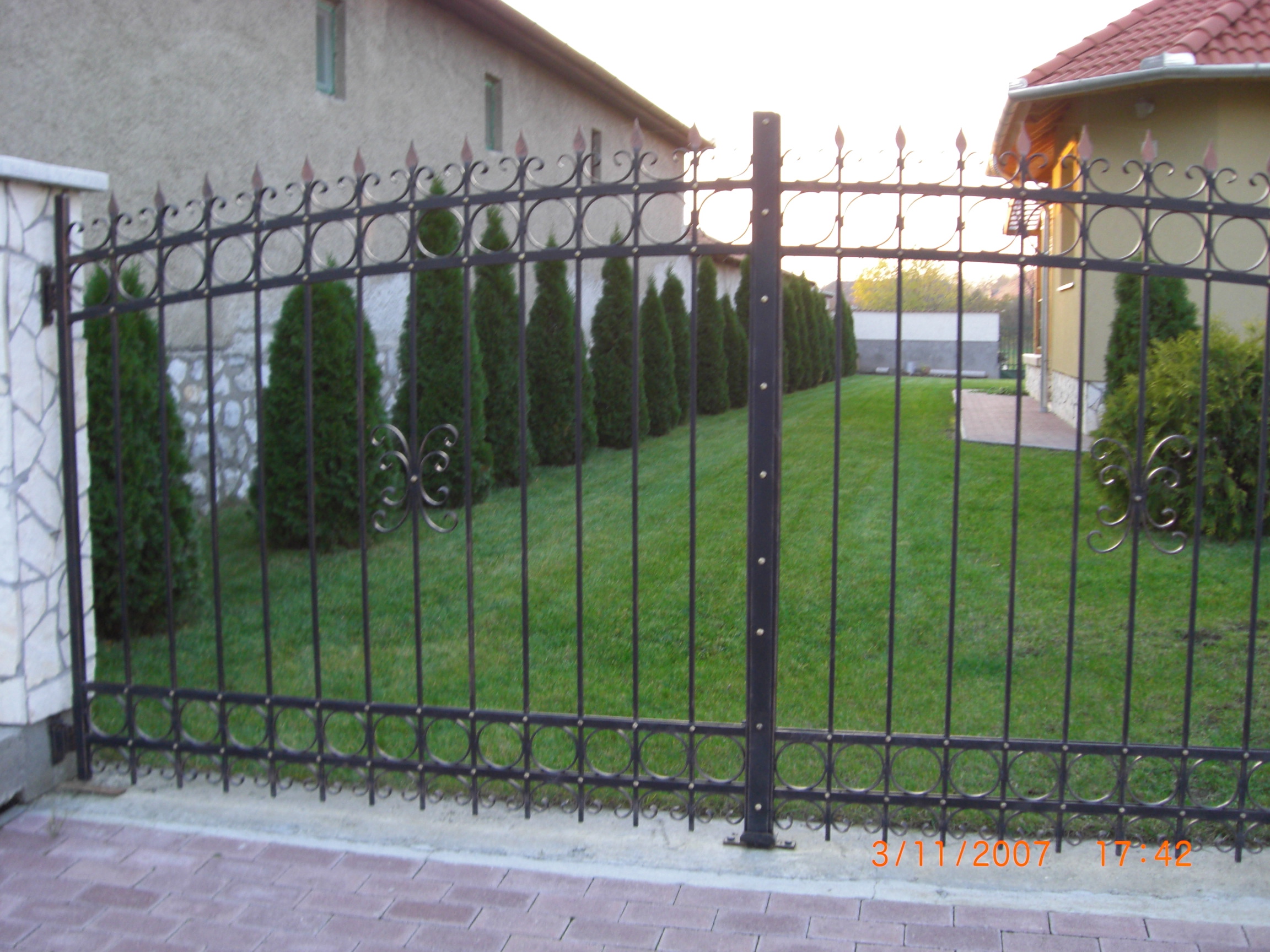 Fence 4