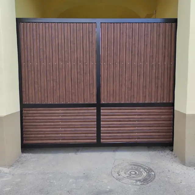 Wrought iron metal gate made by FEROX, project 3