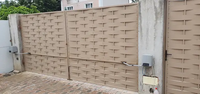 Wrought iron metal gate made by FEROX, project 4